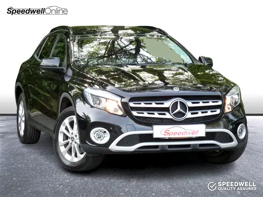 2017 GLA 2.1 GLA200D SE 7G DCT EURO 6 S S 5DR SUV AUTOMATIC... photo
